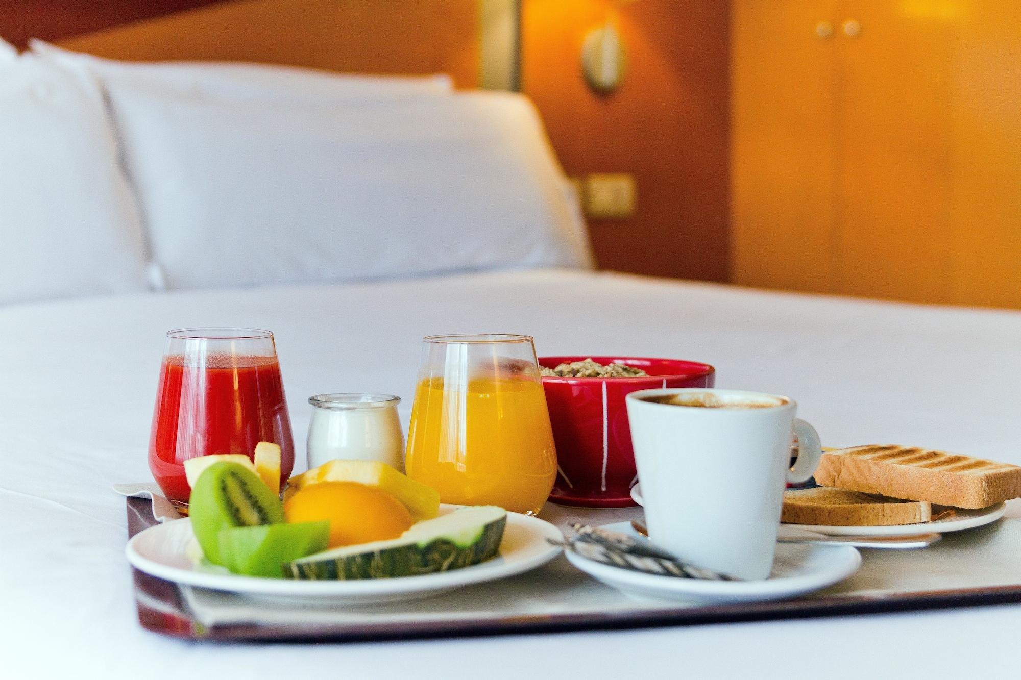 Oca Villa De Aviles Hotel Экстерьер фото